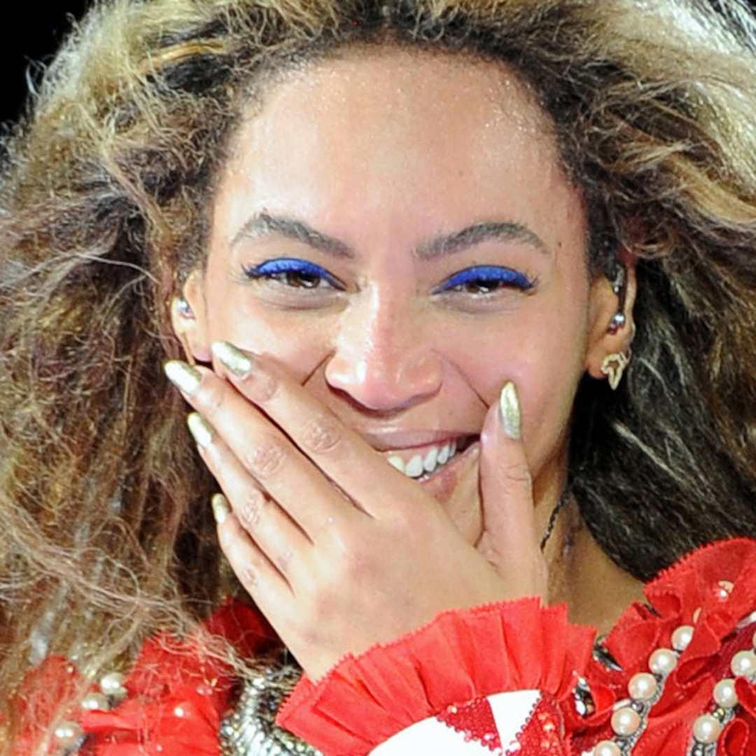 Beyoncé and Jay Z Take Off Their Wedding Rings E! Online